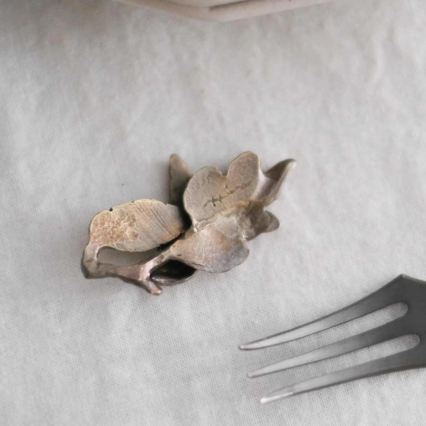 コノヒノ道具店1周年ノベルティ 樫原ヒロ 真鍮箸置きのご紹介